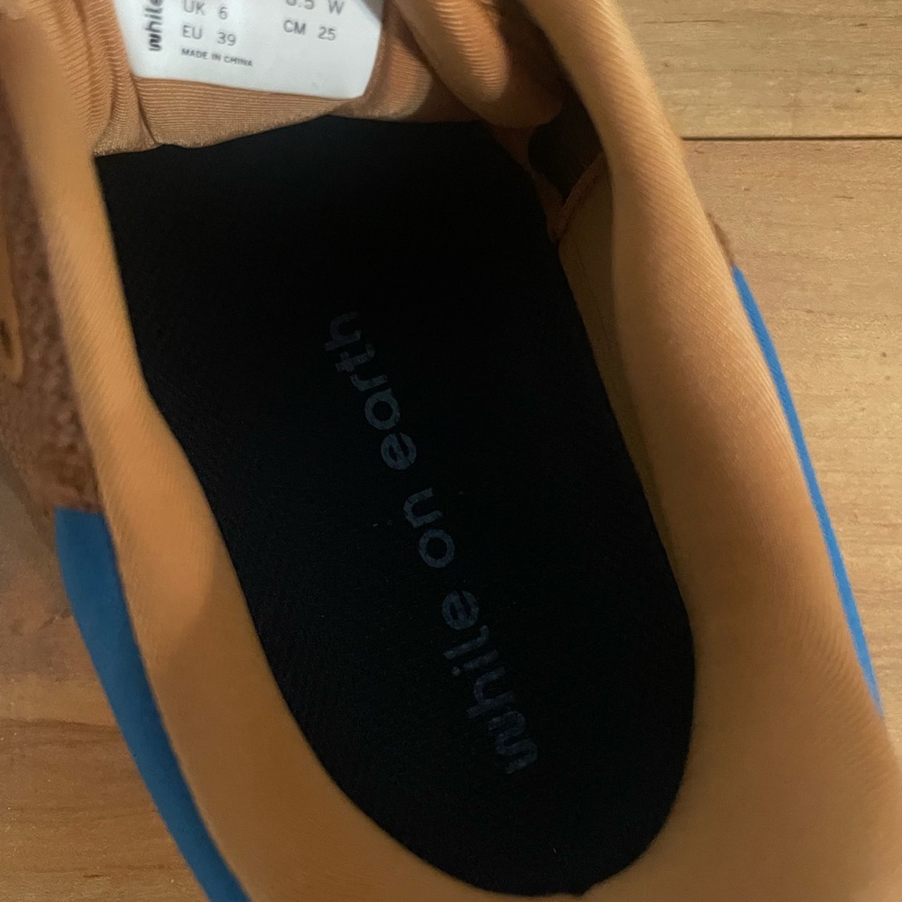 While On Earth Move Athletic Sneakers - Picture 10 of 10
